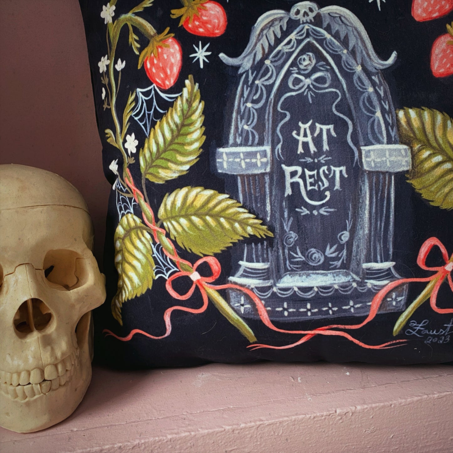 Strawberry Burial - Luxe Velveteen Pillowcase