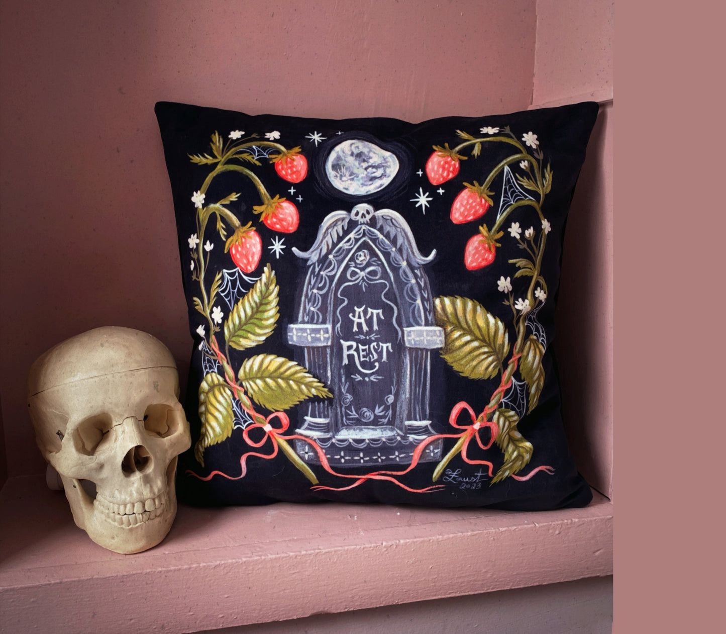 Strawberry Burial - Luxe Velveteen Pillowcase