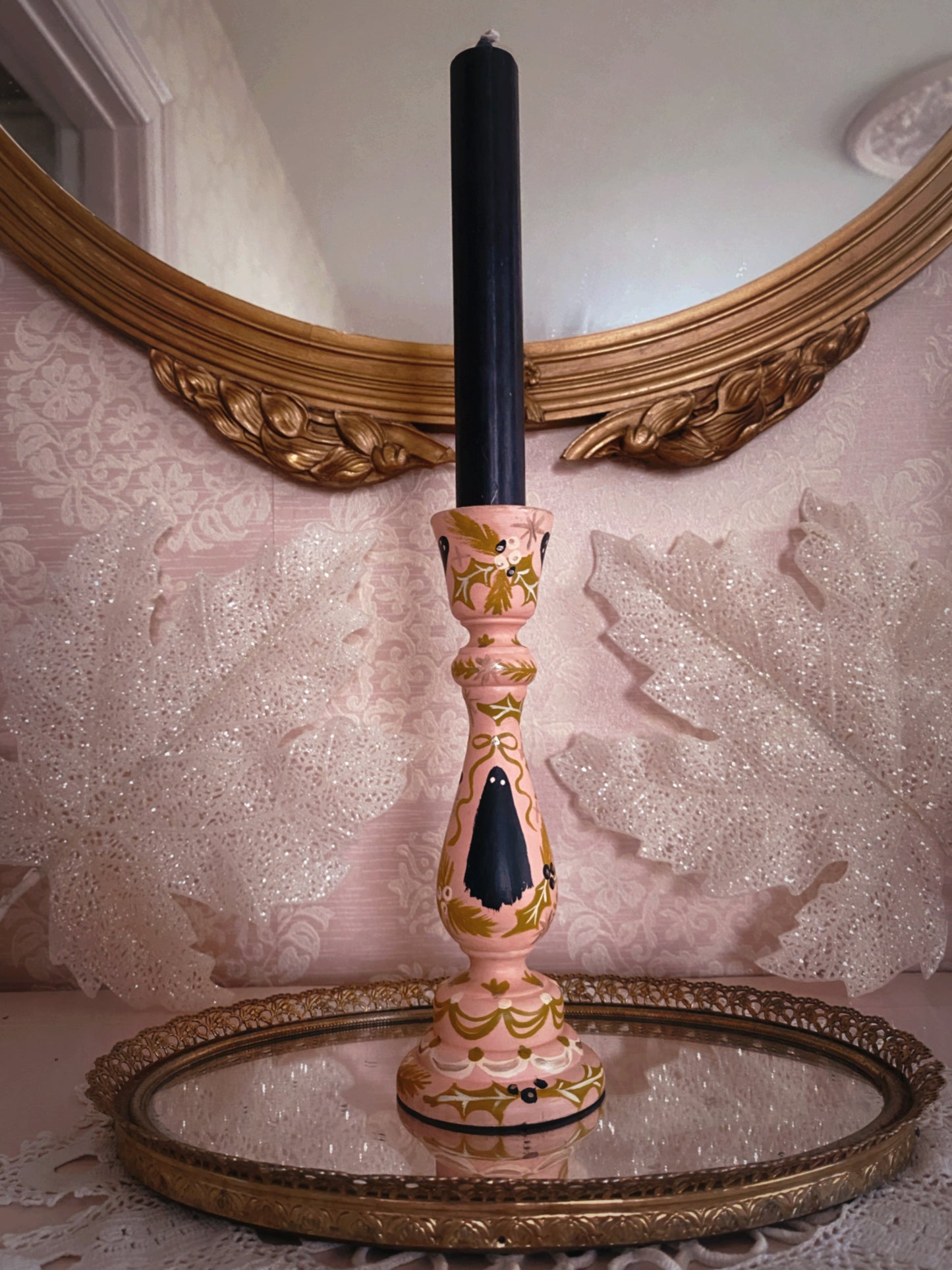 Holly Ghost Candlestick in Powder Pink