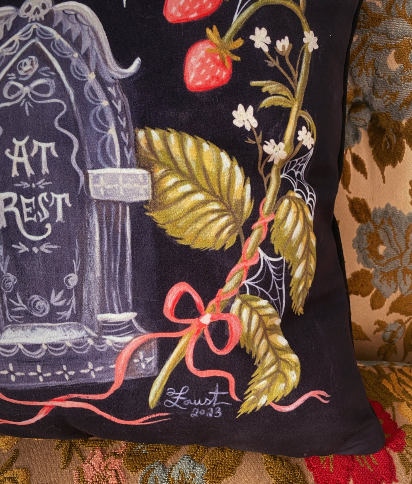 Strawberry Burial - Luxe Velveteen Pillowcase