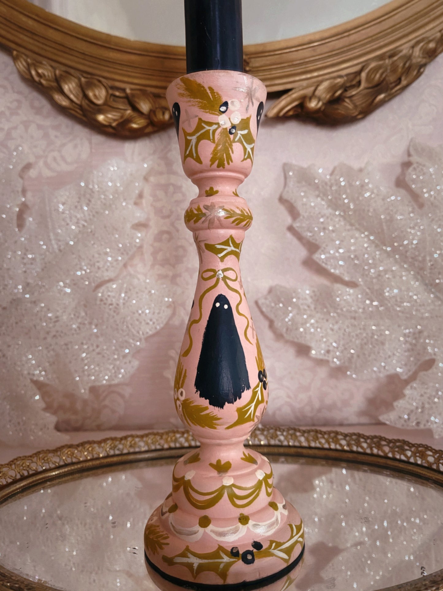 Holly Ghost Candlestick in Powder Pink